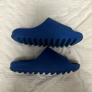Yeezy Slide Azure